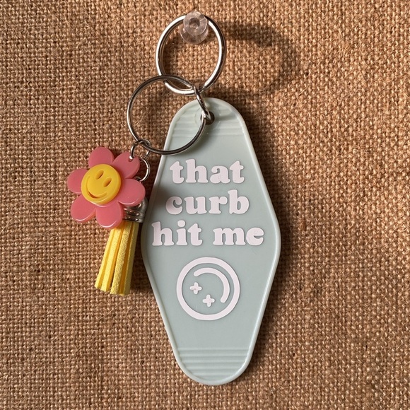 Motel Key Chain - Picture 4 of 6